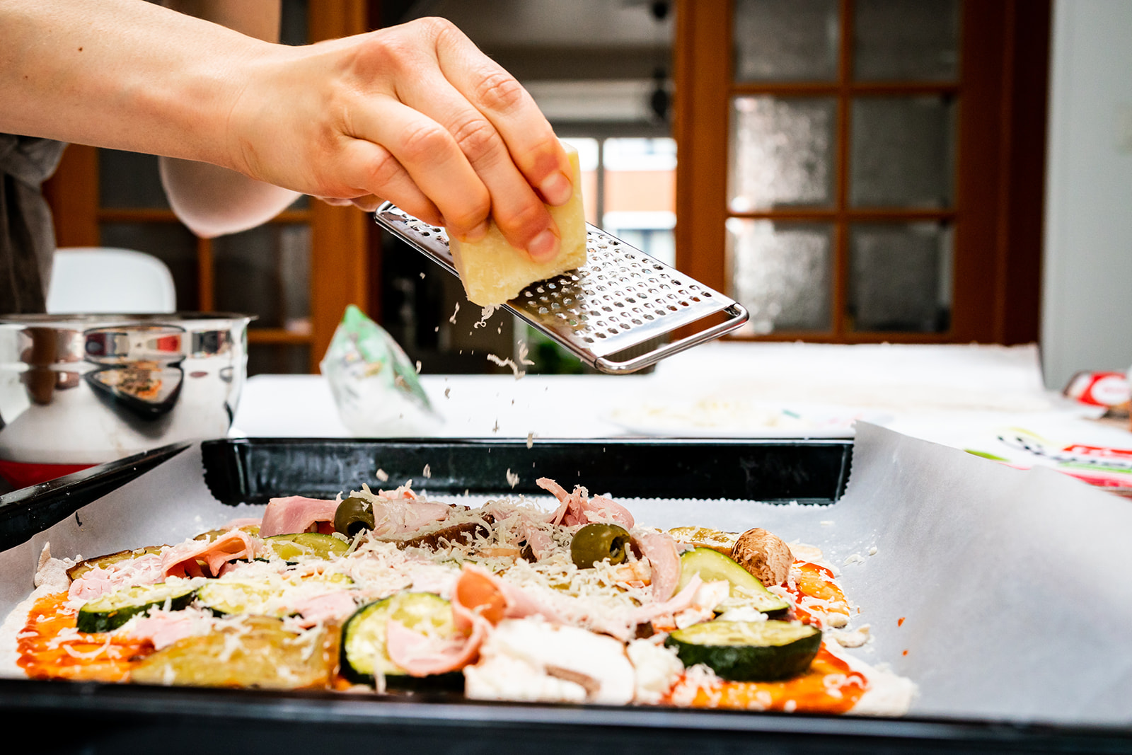 Pizza faite maison par Julie nutrithérapeute, shooting photo fait chez elle à domicile